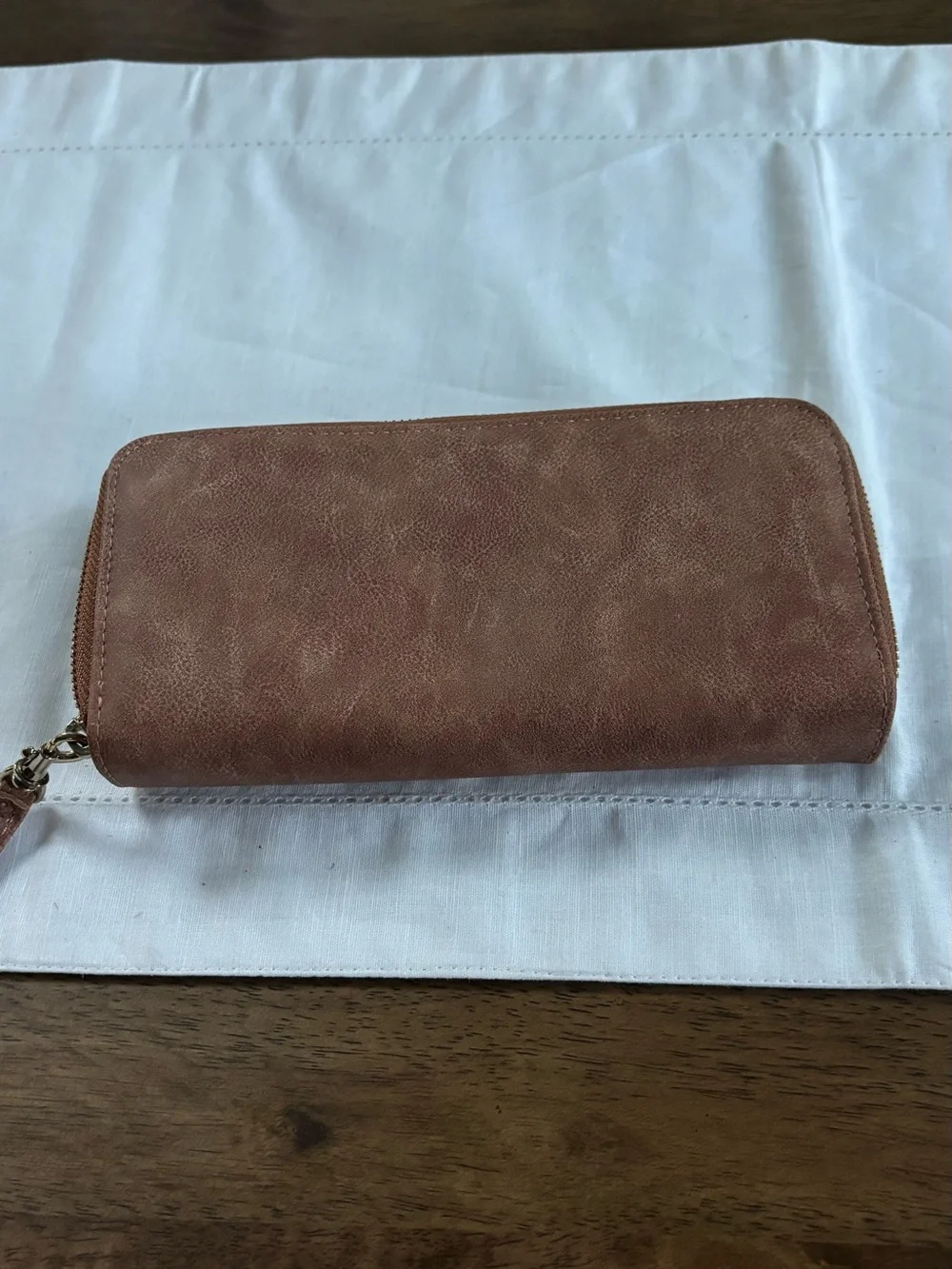 Women’s Zip-Around Wallet in Faux Leather Brown with Wristlet